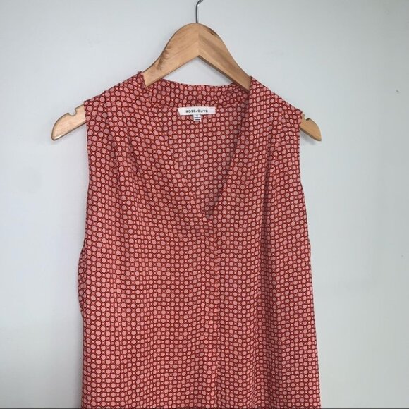 Rose + Olive Sleeveless Blouse Women Size Medium Red Orange Anthropologie Flowy - Picture 5 of 6